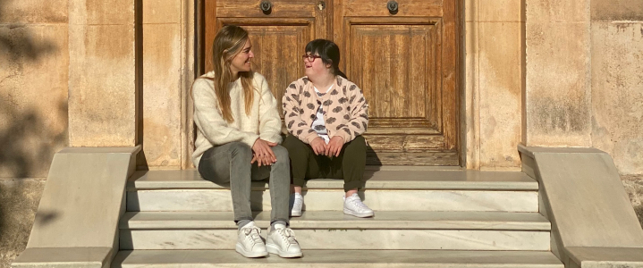 La contractació de la Cristina a Minicoton: una història d’èxit d’inclusió de persones amb discapacitat al costat de FCSDown