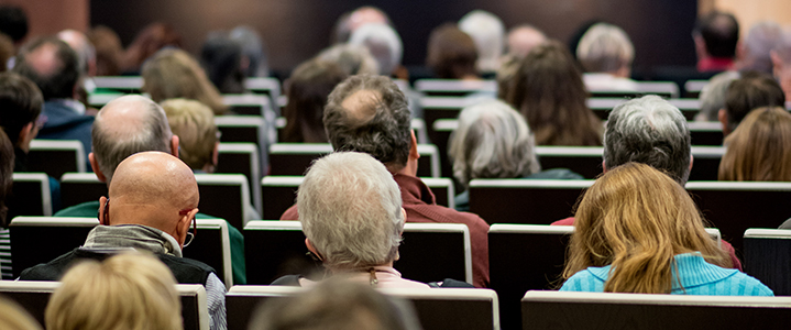 Varios técnicos del programa Incorpora de Cataluña participan en una jornada sobre la inserción laboral de personas mayores de 45 años