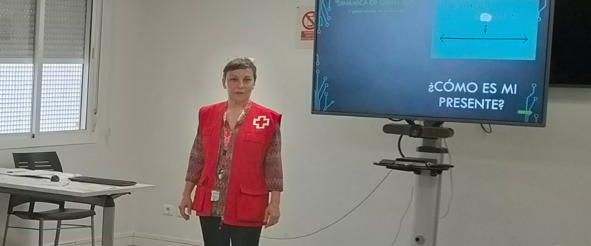 Creu Roja organitza un nou taller d’empoderament femení per millorar l’ocupabilitat de les dones
